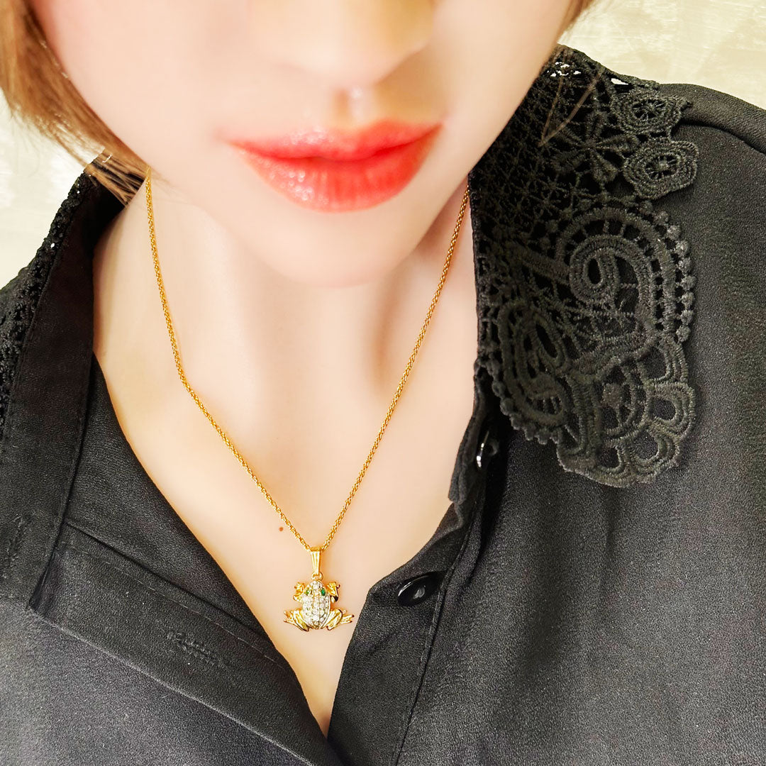 カエルのチャーム ネックレス レディース ヴィンテージアクセサリー 22KTゴールドプレート 金 ニッケルフリー KEYES カナダ製 欧米 プレゼント ギフト