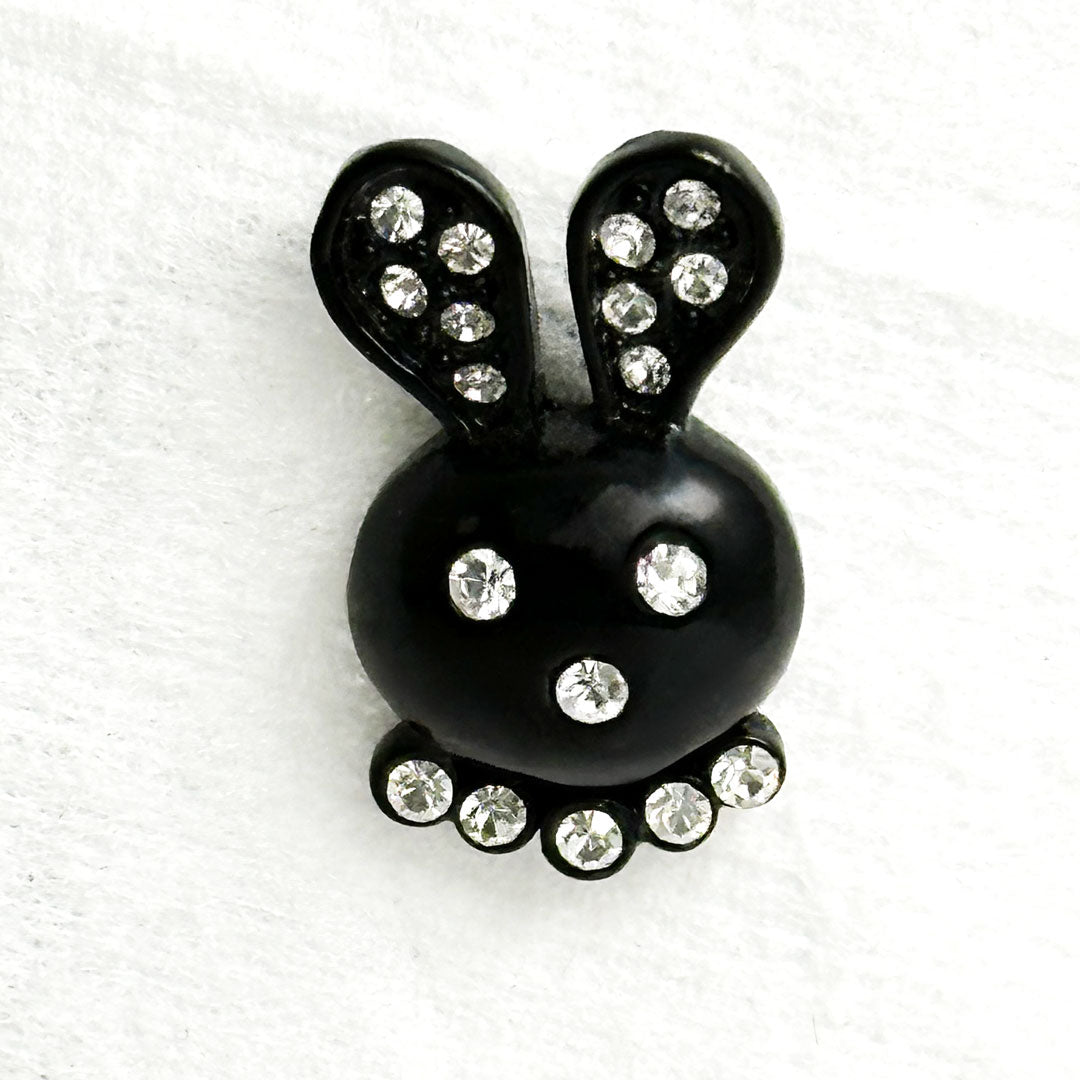 黒うさぎのピンブローチ レディースファッション アクセサリー プレゼント ギフト