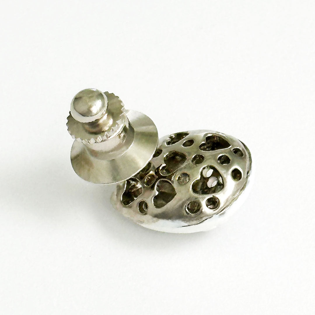 フクロウのピンブローチ レディースファッション アクセサリー ブラック ホワイト プレゼント ギフト