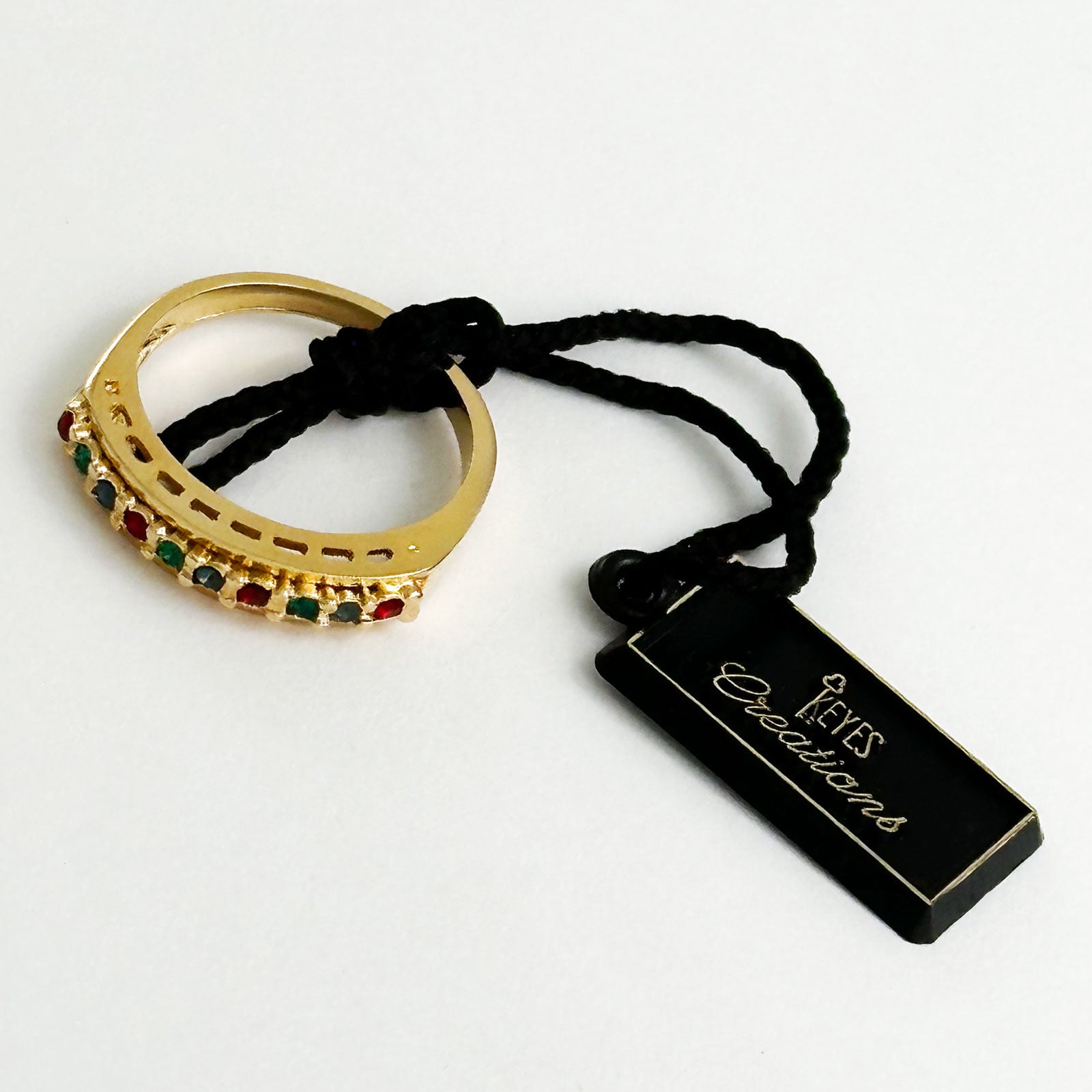 ヴィンテージリング マルチカラーの可愛い指輪 ヴィンテージアクセサリー 22KTゴールドプレート 金 ニッケルフリー KEYES カナダ製 欧米 プレゼント ギフト