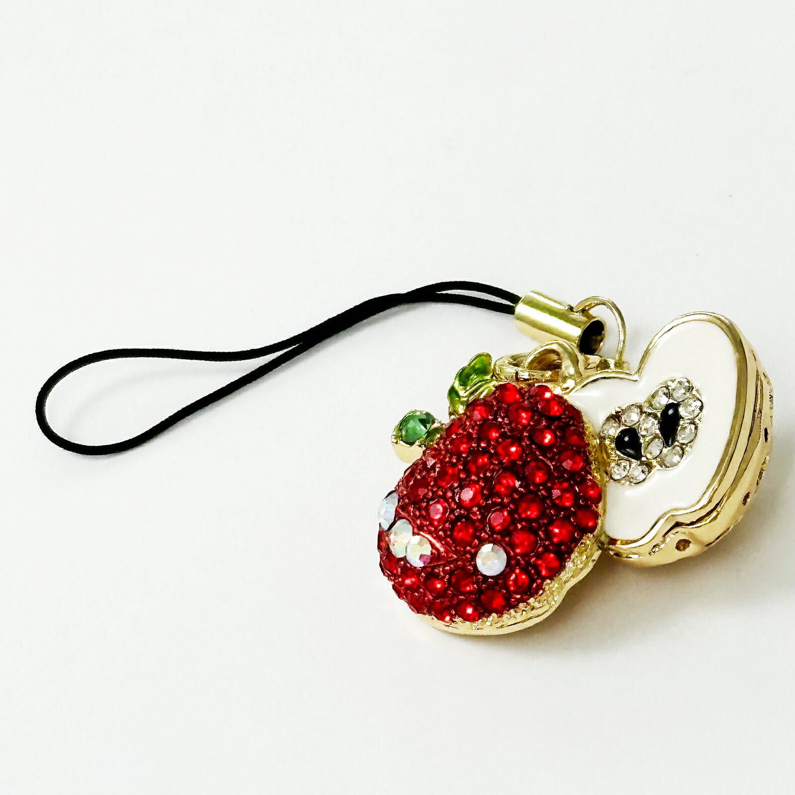 リンゴの携帯ストラップ モチーフ マスコットチャーム レトロ 個性派 開運