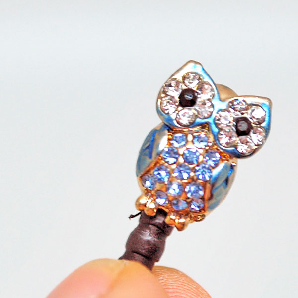 ふくろうのスマートフォンピアス　スマピ　イヤフォンジャックアクセ メール便OK プレゼント ギフト