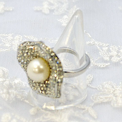 きらきらラインストーンのファッションリング プレゼント ギフト